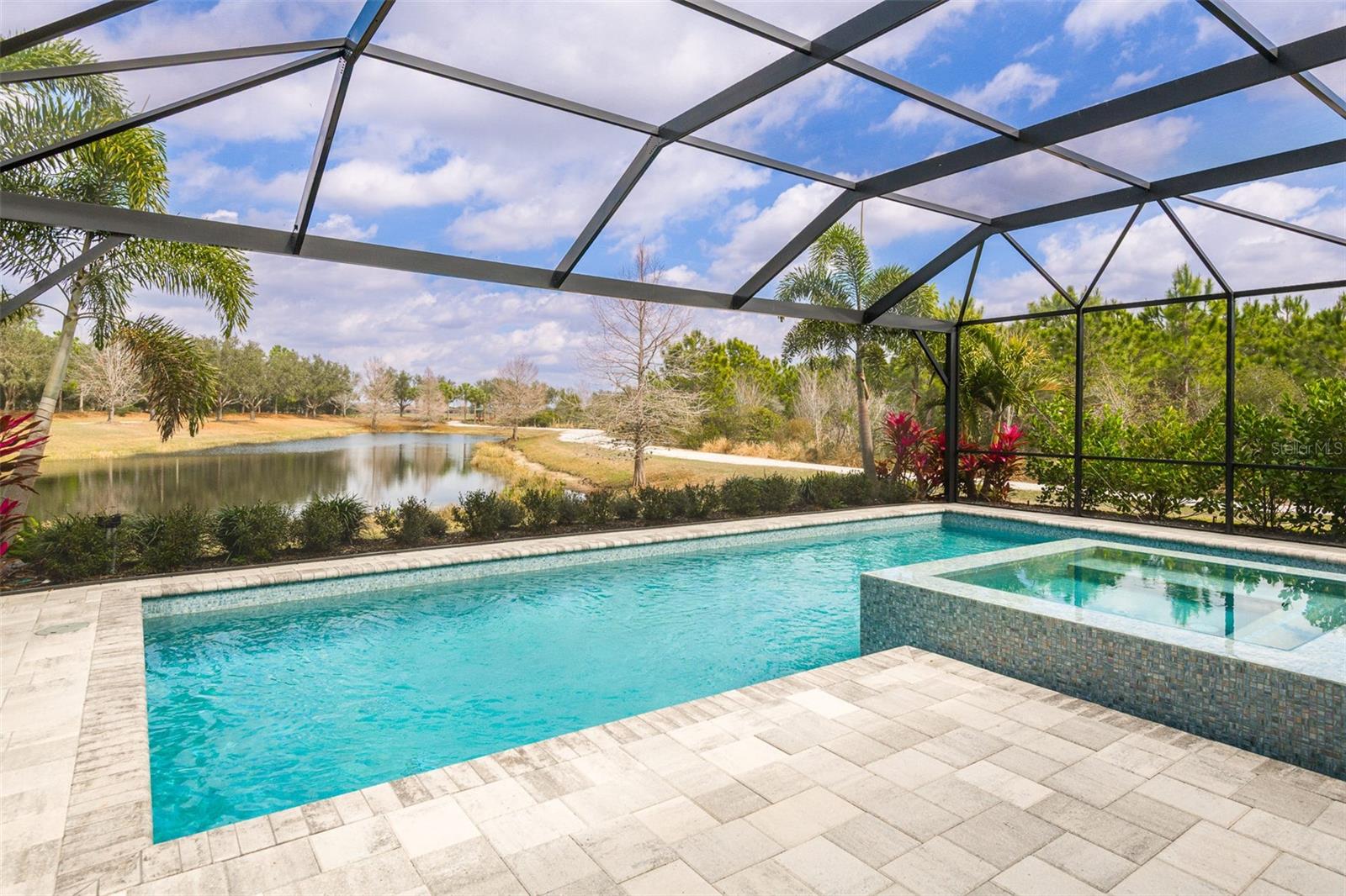 15623 LEVEN LINKS PLACE