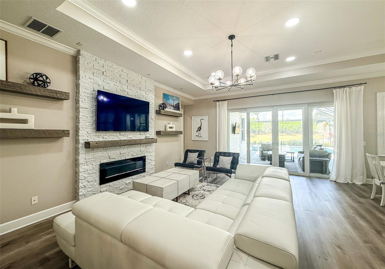 COUNTRY CLUB EAST AT LAKEWD RNCH PP - Residential