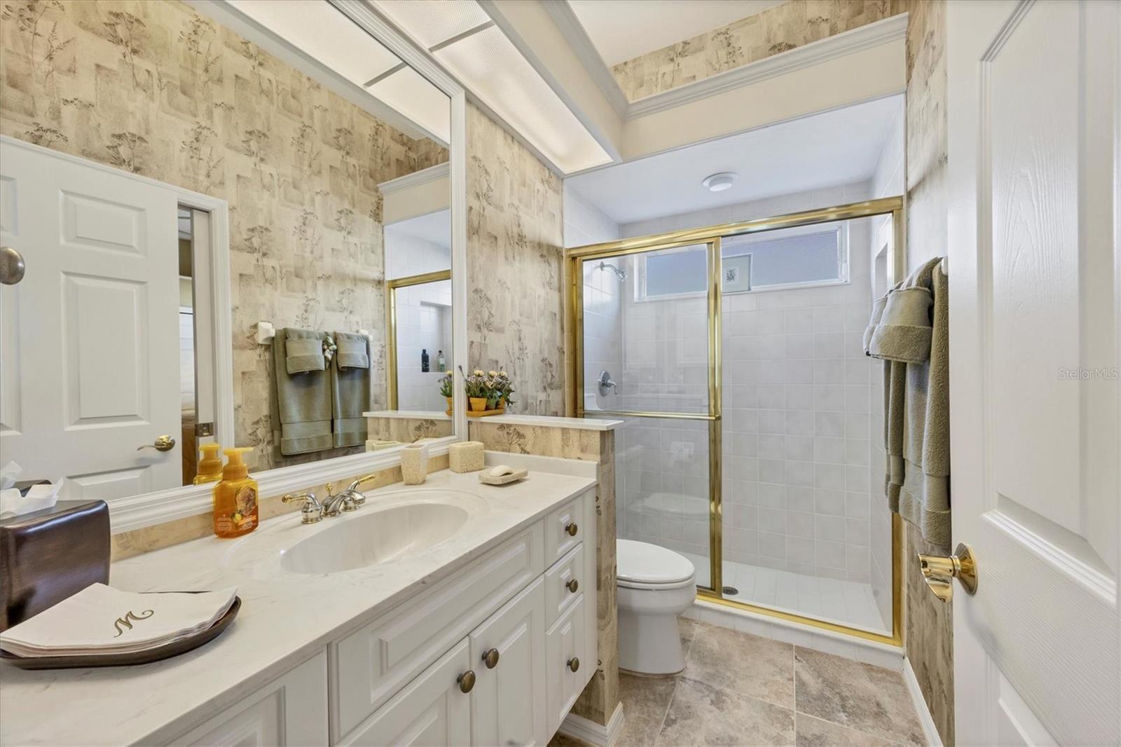 UNIVERSITY PARK COUNTRY CLUB - Residential