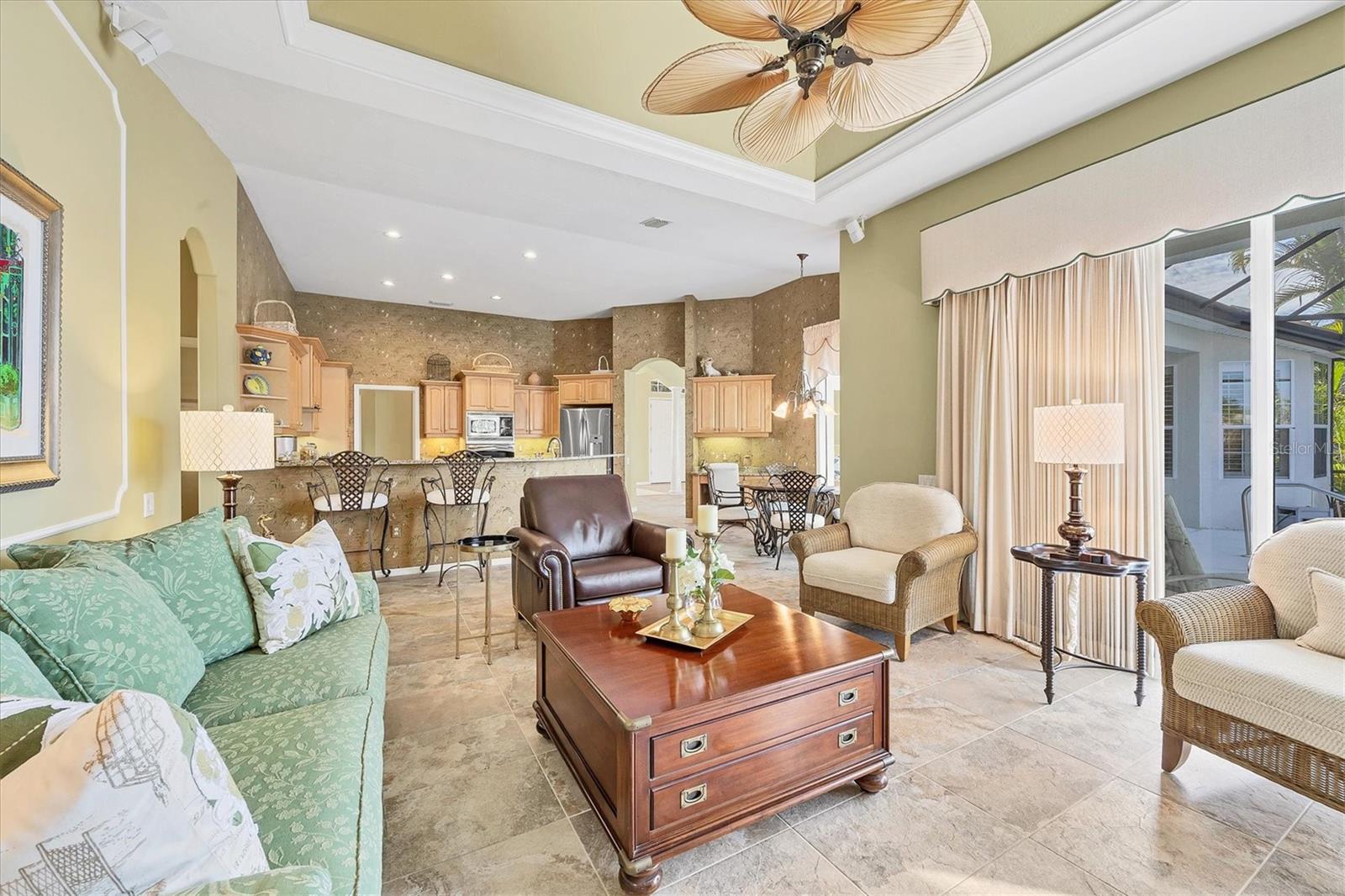 UNIVERSITY PARK COUNTRY CLUB - Residential