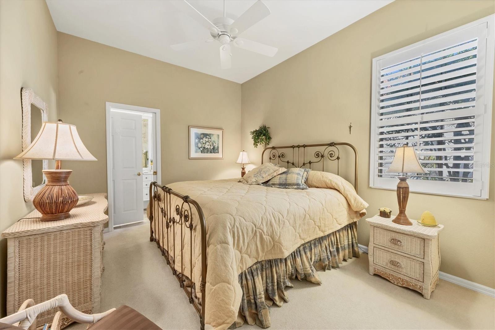 UNIVERSITY PARK COUNTRY CLUB - Residential