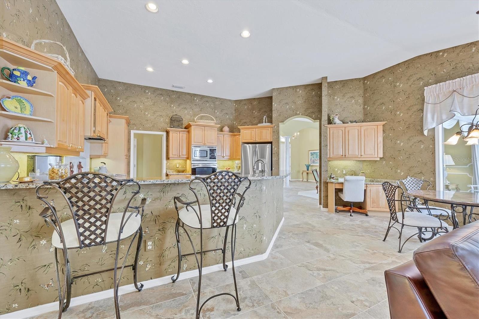 UNIVERSITY PARK COUNTRY CLUB - Residential