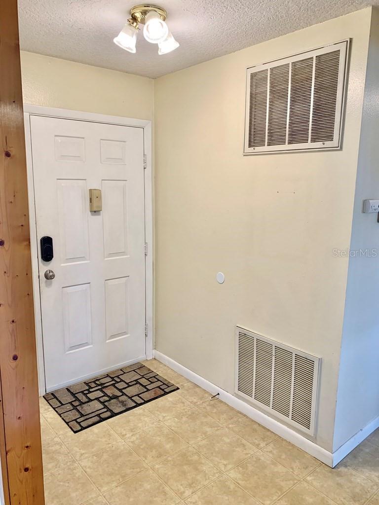 SEVEN SPGS HOMES - Residential