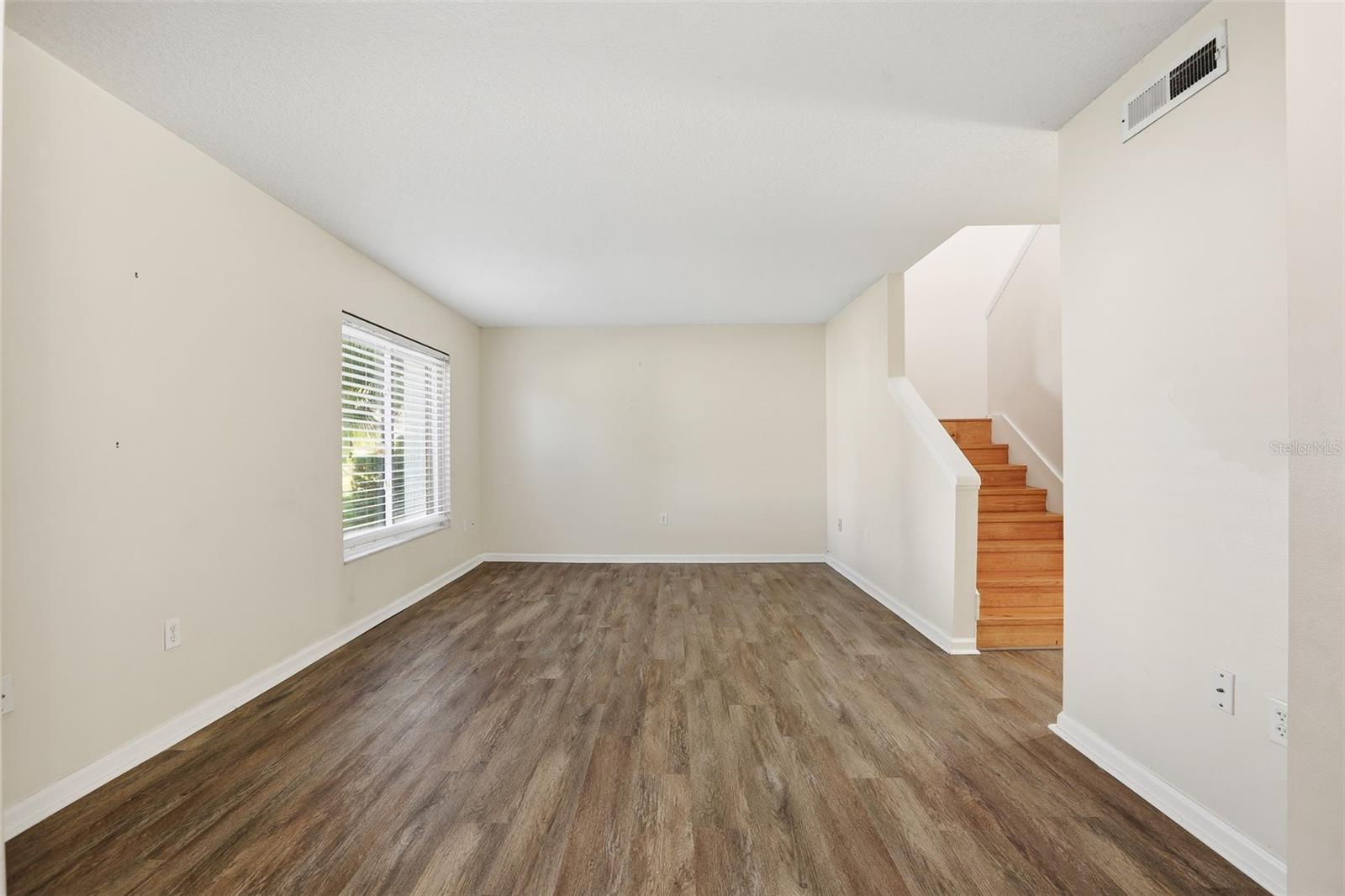 161 LAGO VISTA BOULEVARD