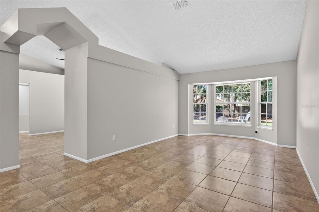 Photo of 4111 Concord Way, Plant City, FL 33566 (MLS # O6406228)