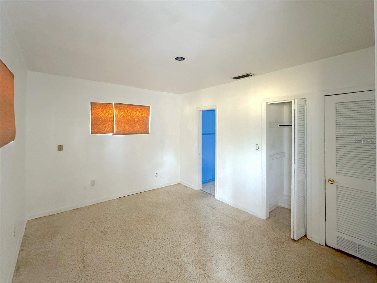 ENGLISH ESTATES UNIT 2 - Residential