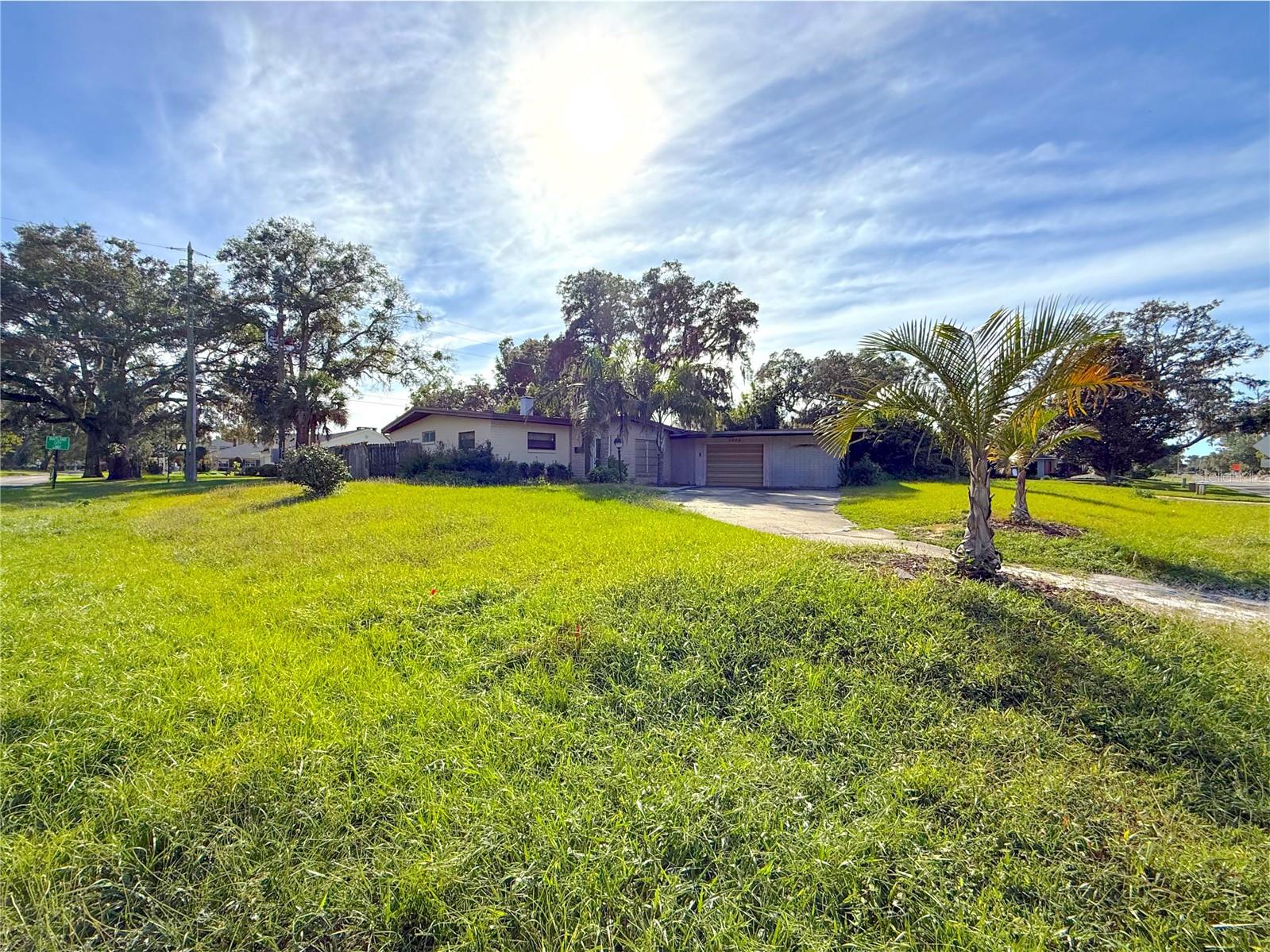 ENGLISH ESTATES UNIT 2 - Residential