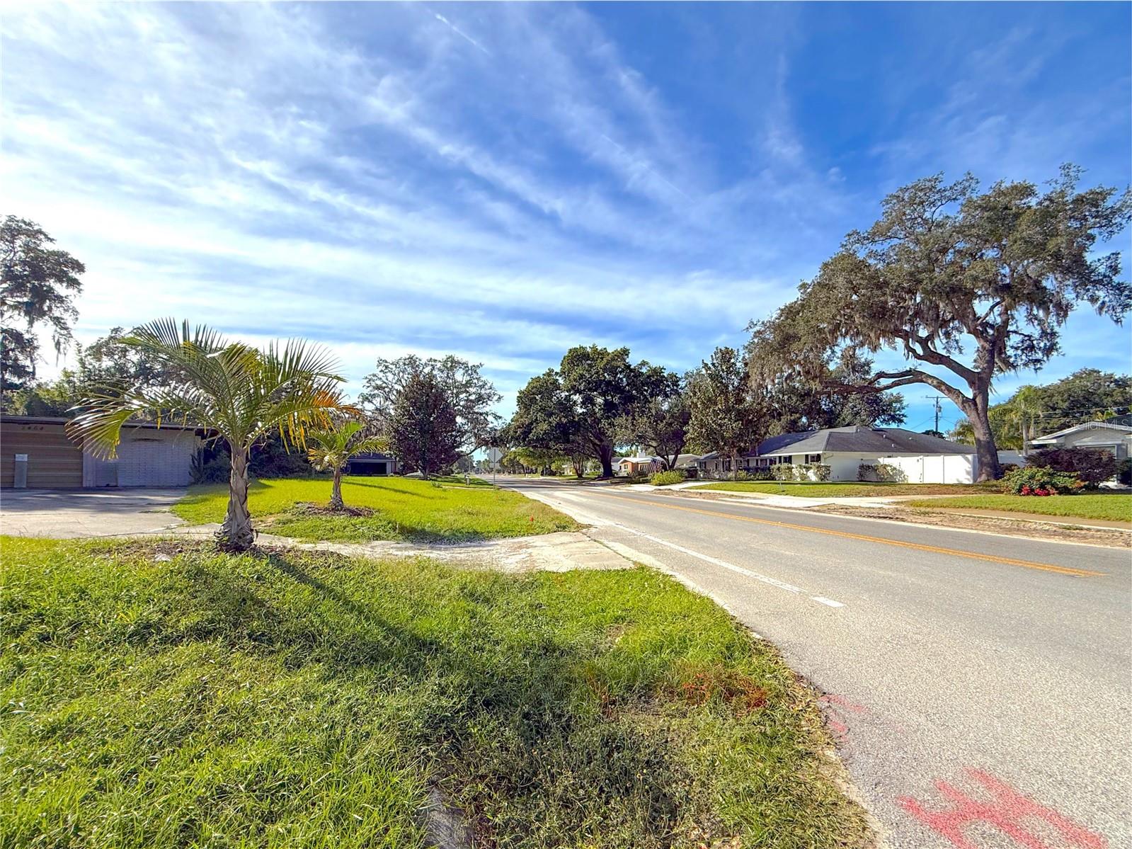 ENGLISH ESTATES UNIT 2 - Residential