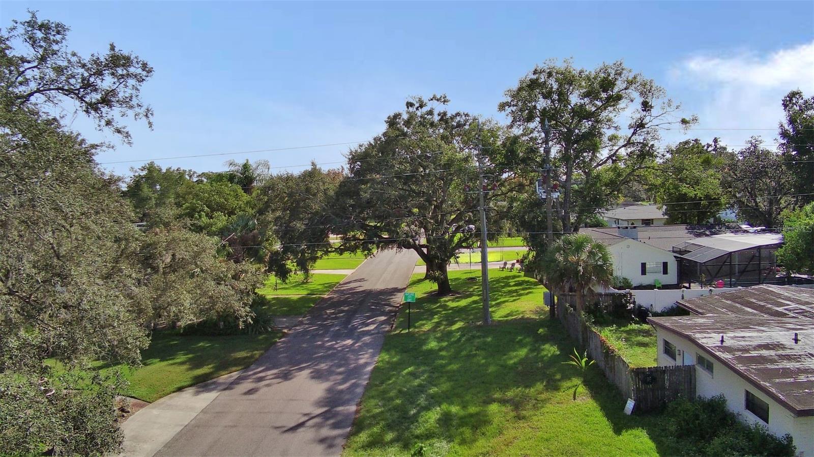 ENGLISH ESTATES UNIT 2 - Residential