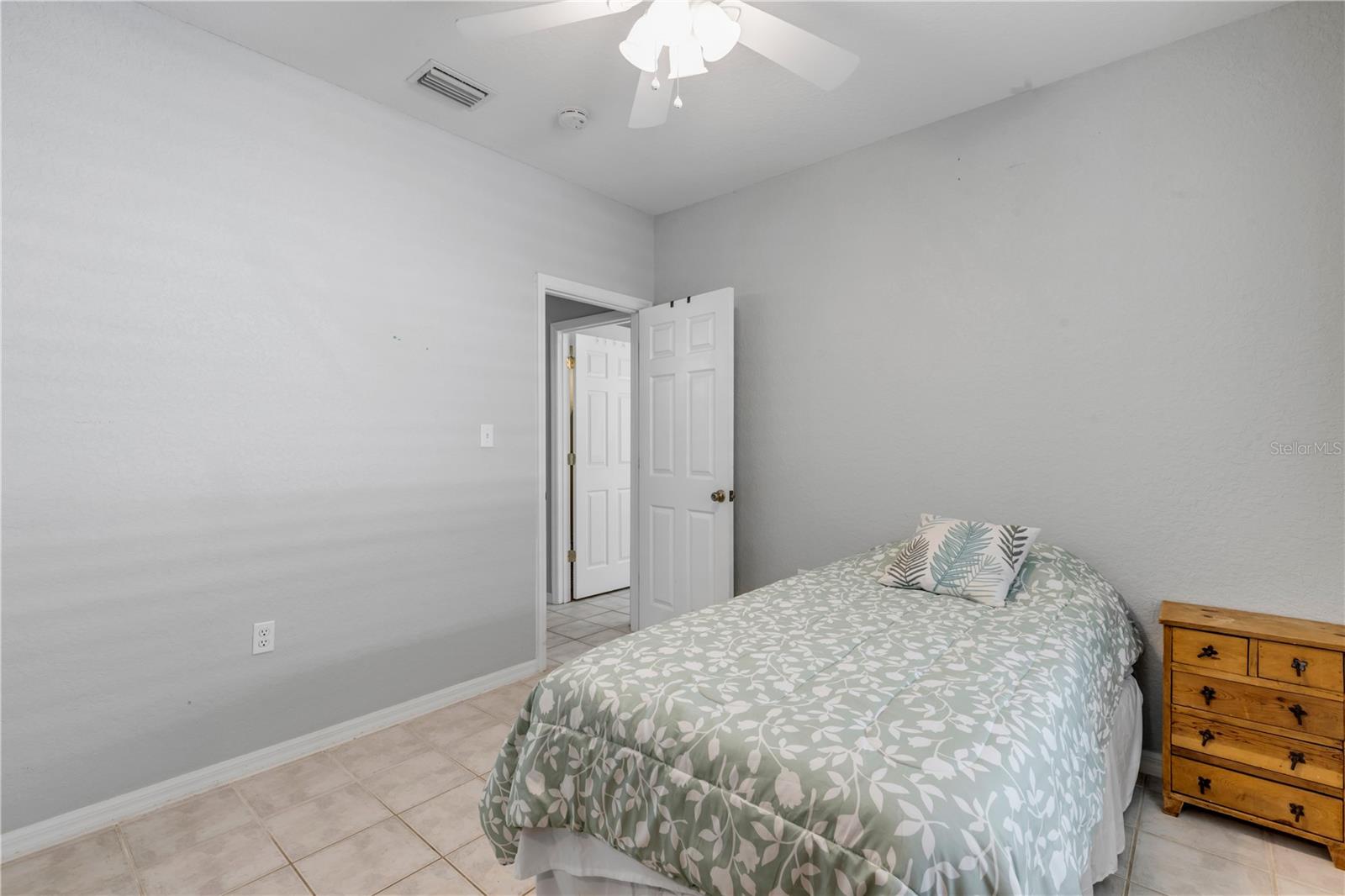 NEW SMYRNA BEACH - Residential
