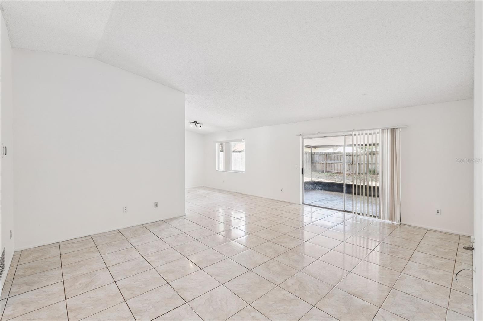 WILLOWS SEC 04 - Residential