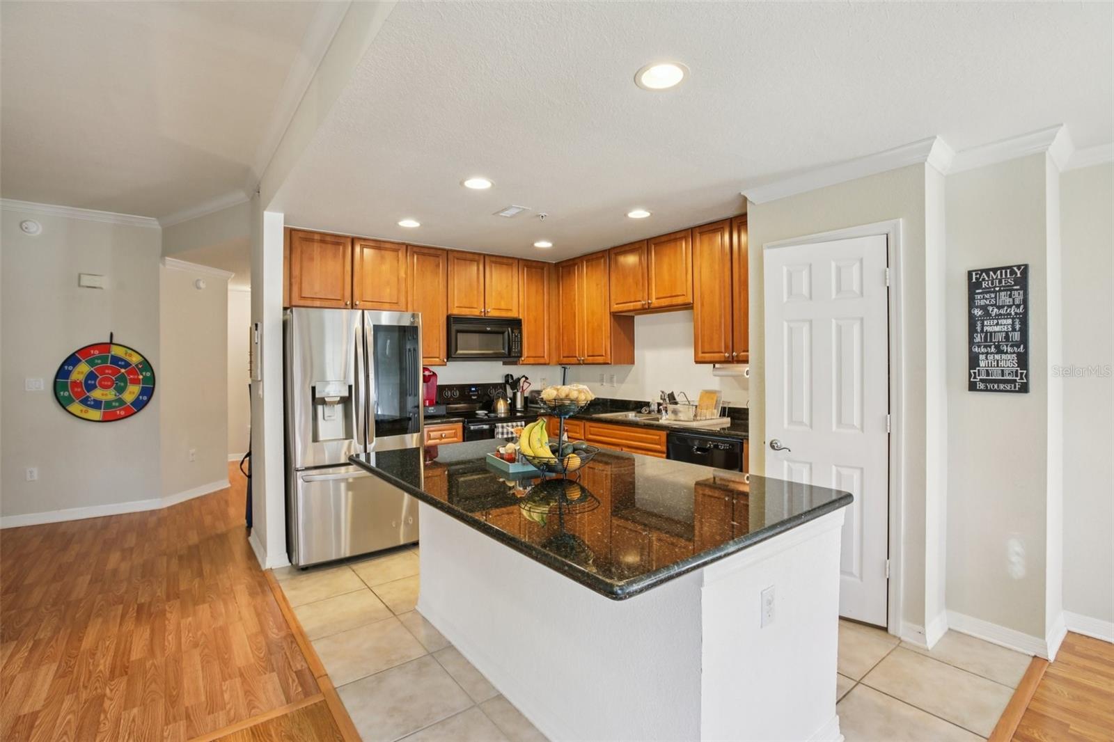ARLINGTON PARK CONDO - Residential