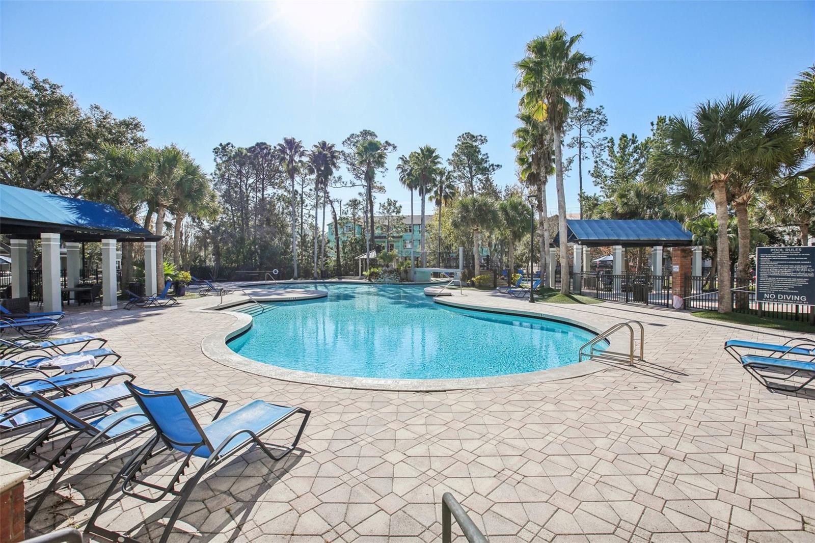 ARLINGTON PARK CONDO - Residential