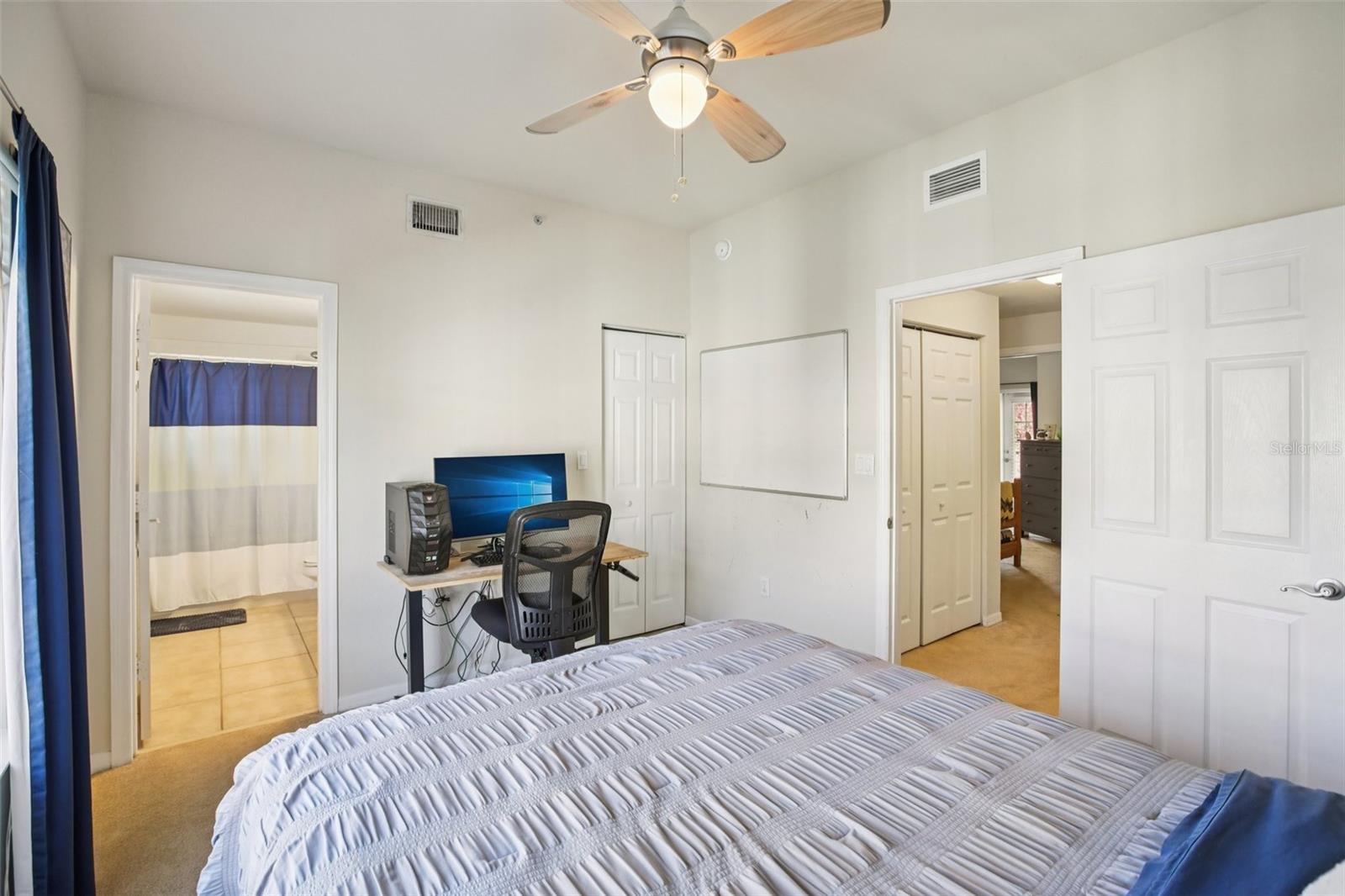 ARLINGTON PARK CONDO - Residential