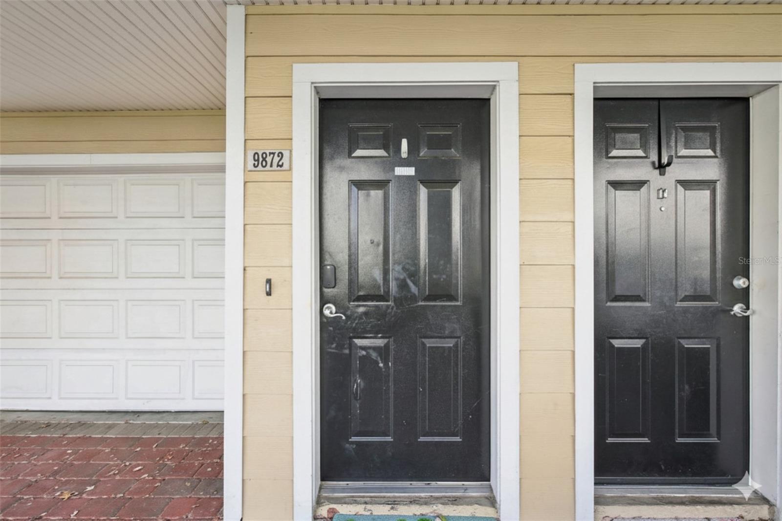 ARLINGTON PARK CONDO - Residential