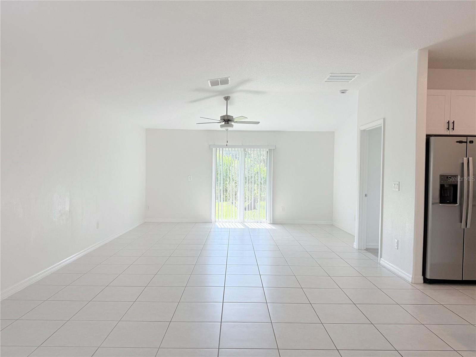 EPPERSON ESTATES - Residential Lease