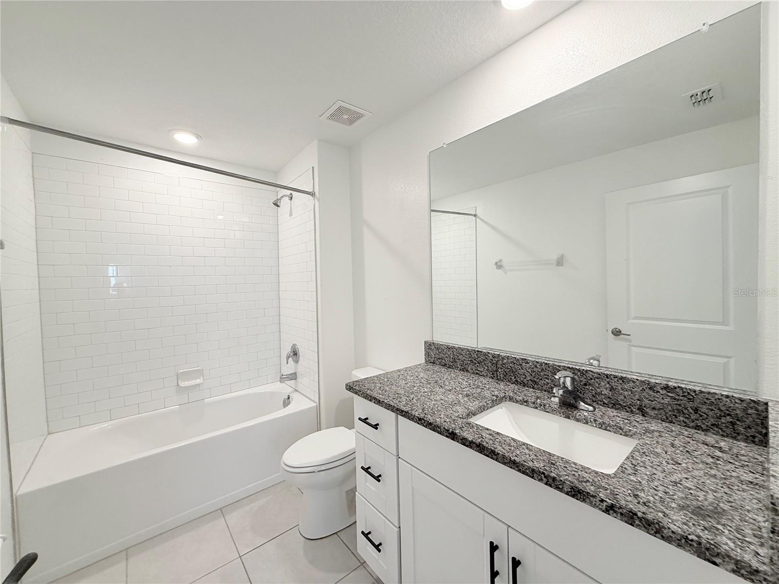 EPPERSON ESTATES - Residential Lease