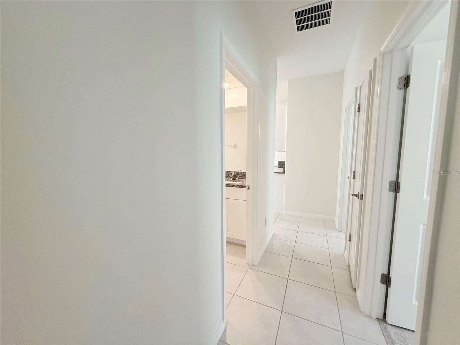 EPPERSON ESTATES - Residential Lease