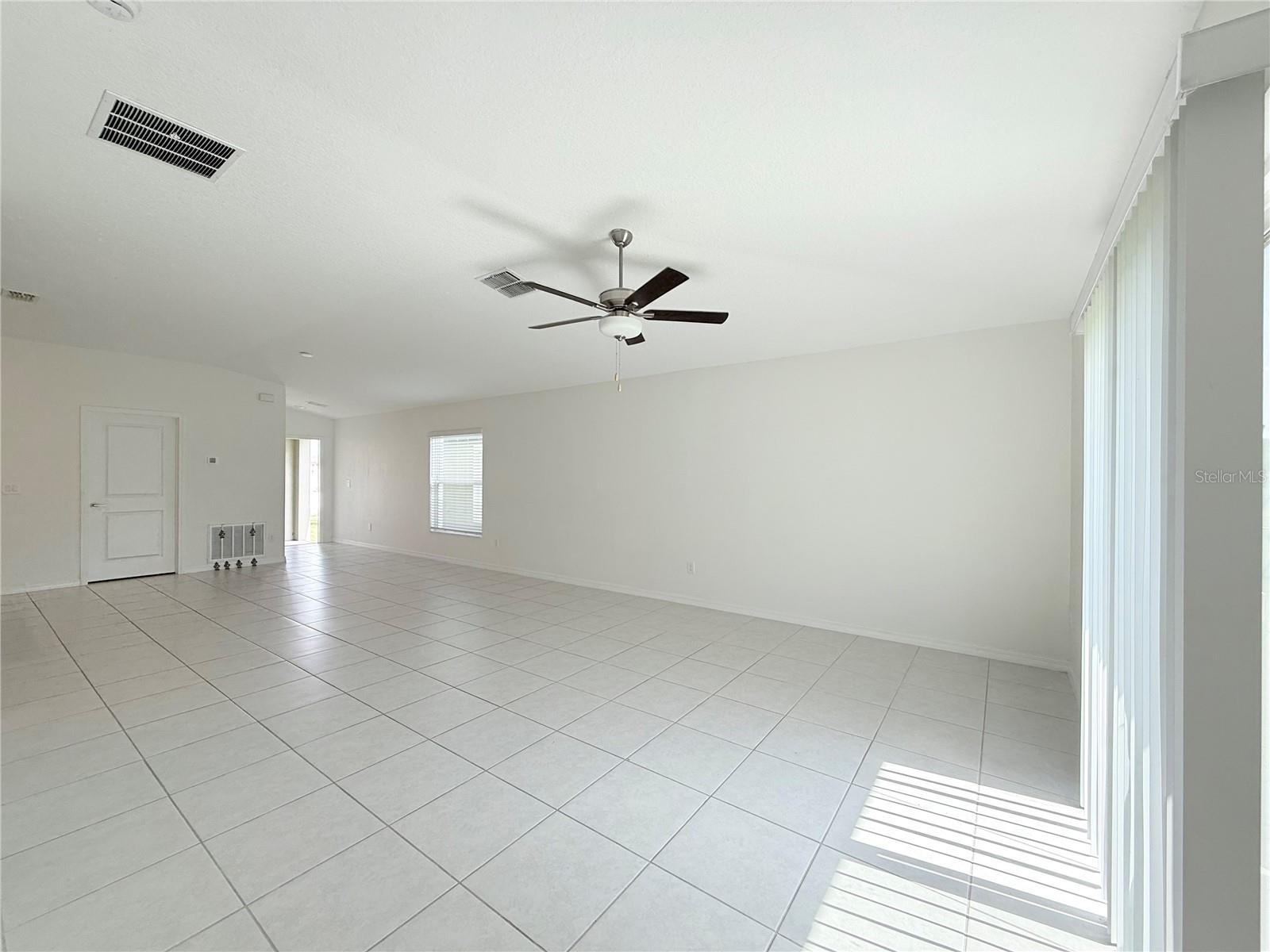 EPPERSON ESTATES - Residential Lease