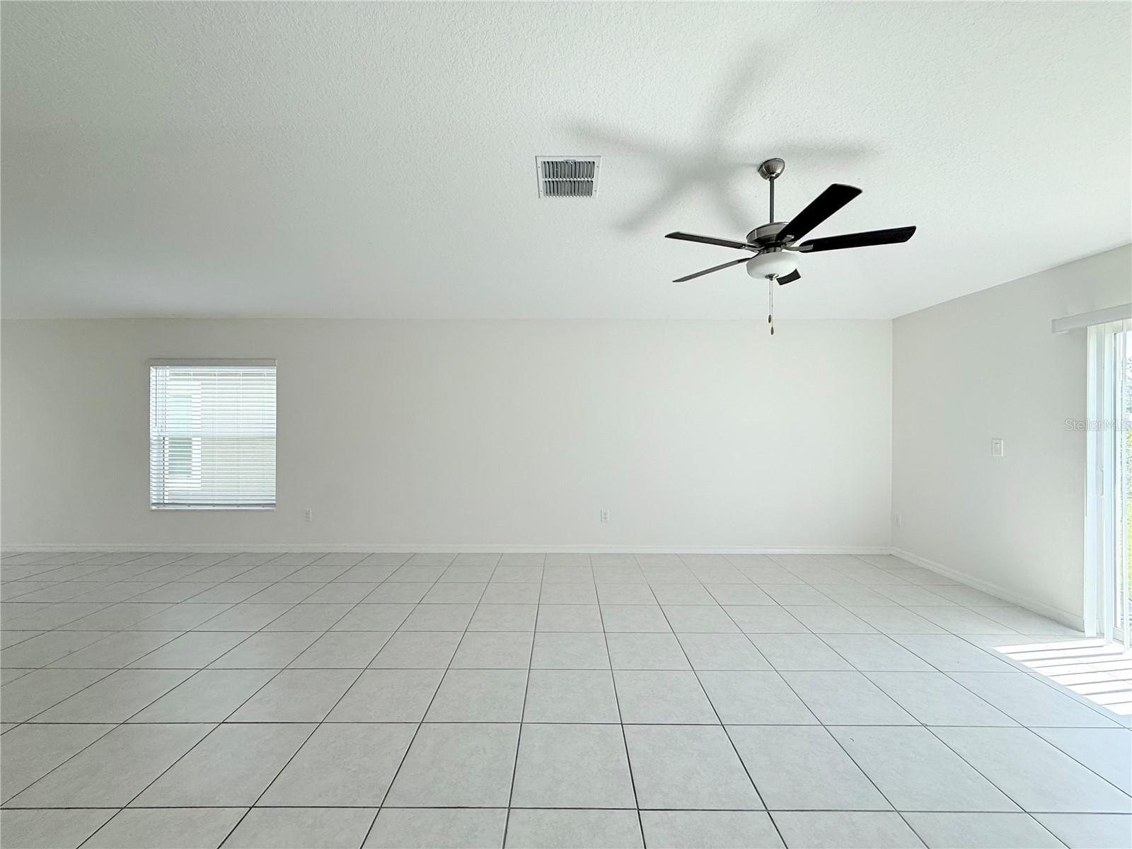 EPPERSON ESTATES - Residential Lease