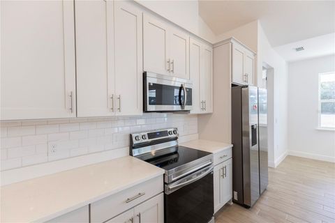 Tiny photo for 10745 Philips Landing Court, Webster, FL 33597 (MLS # G5102966)