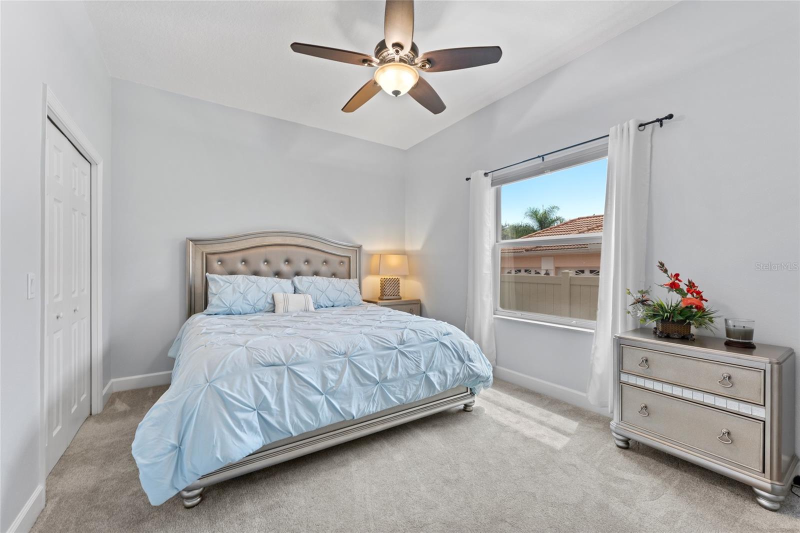 MANNING OAKS - Residential