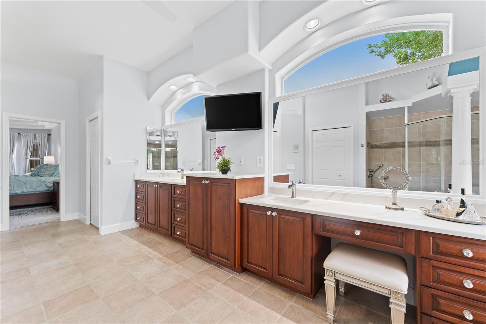 MANNING OAKS - Residential