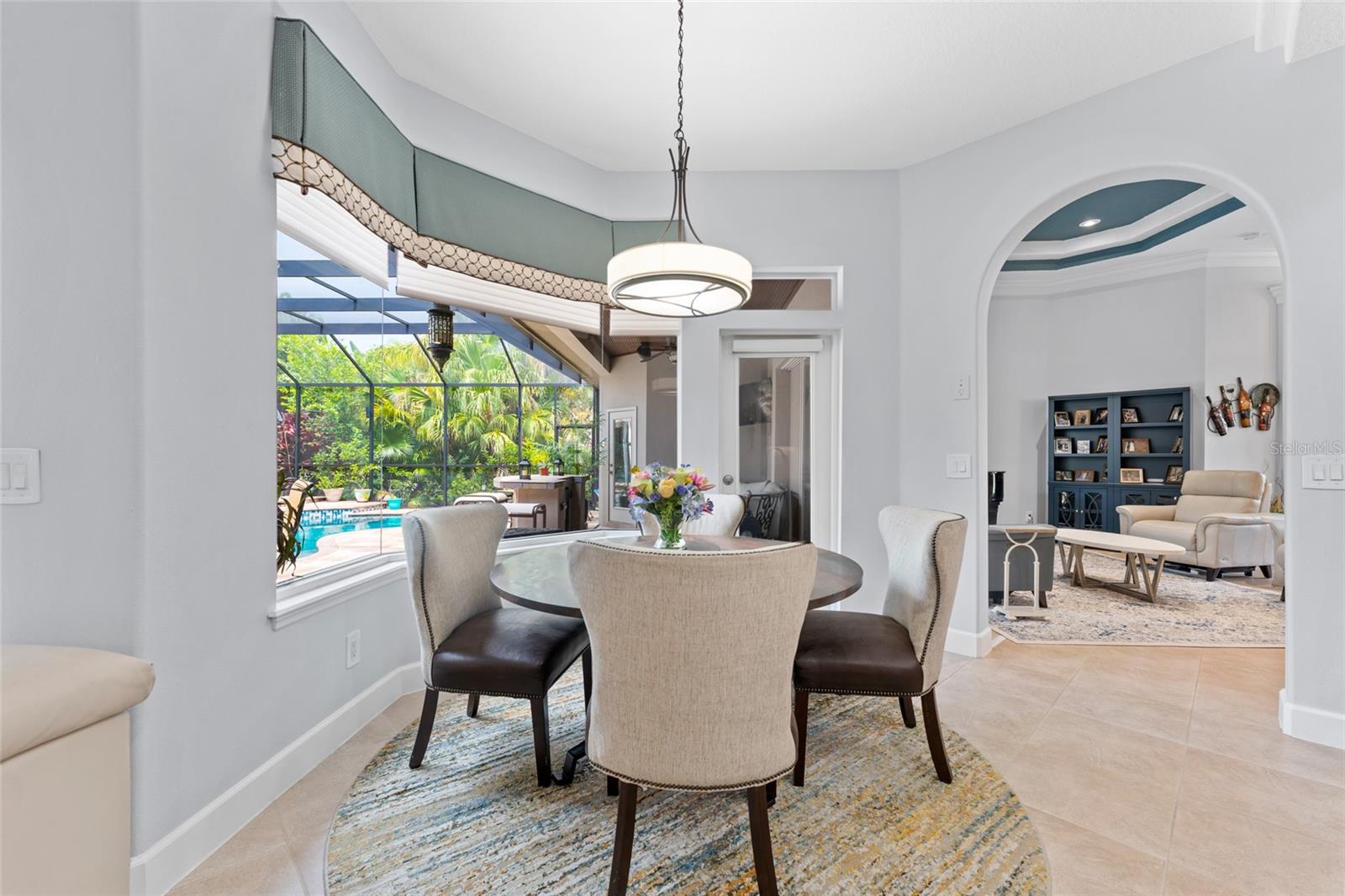 MANNING OAKS - Residential