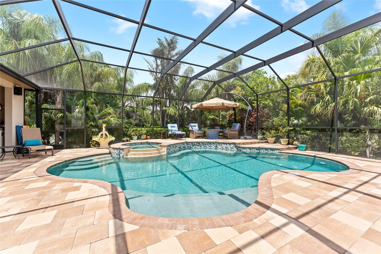 MANNING OAKS - Residential