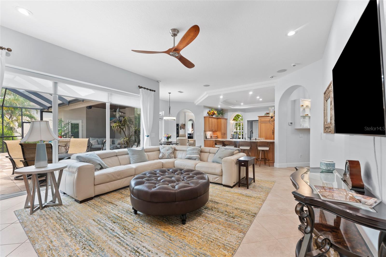MANNING OAKS - Residential