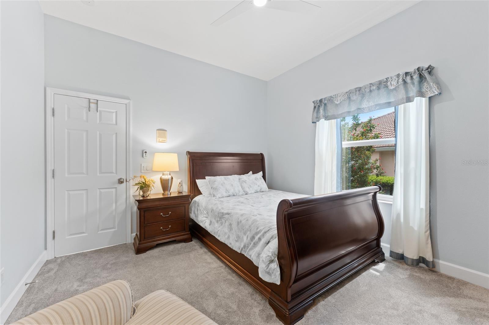 MANNING OAKS - Residential
