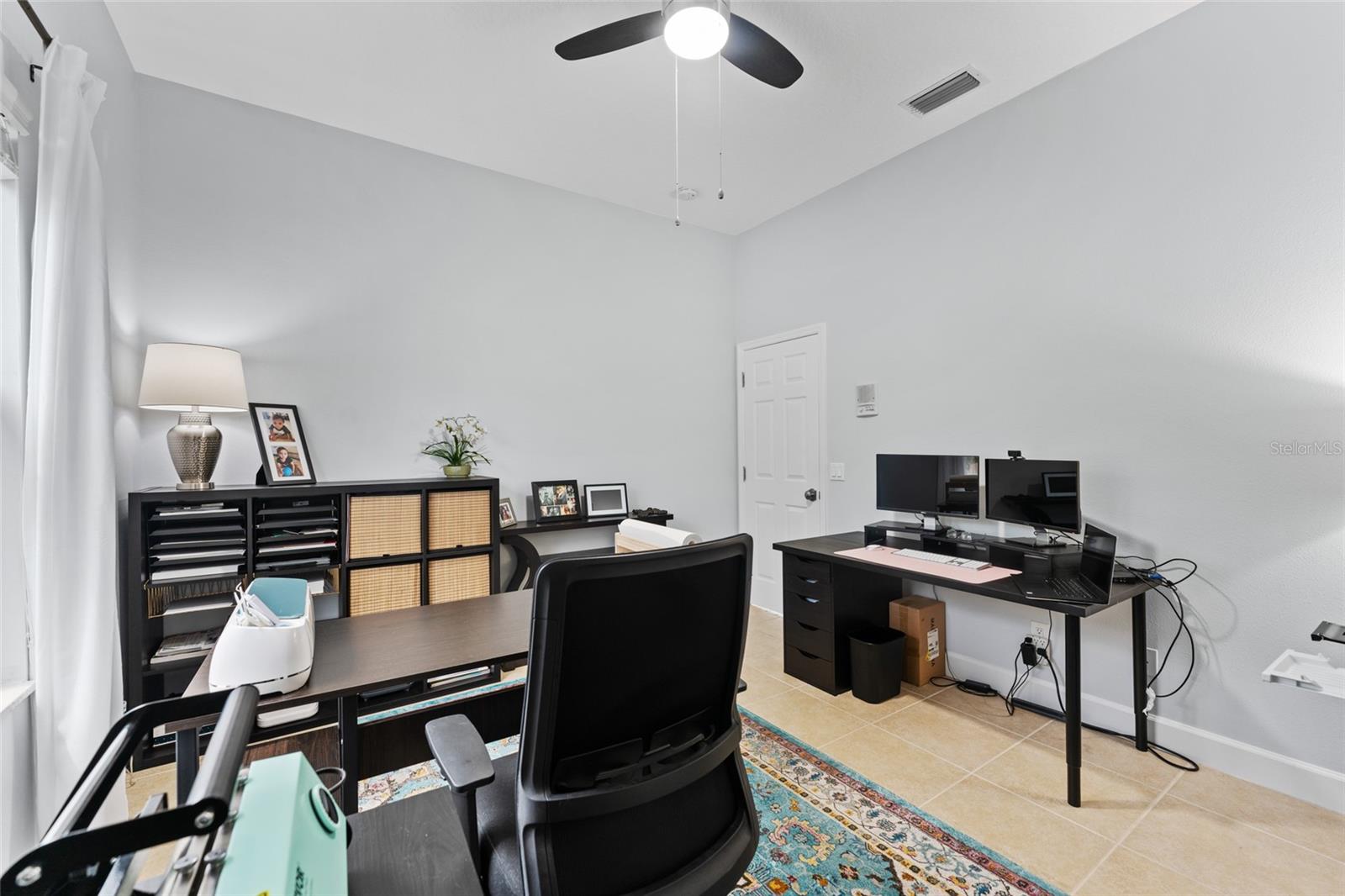 MANNING OAKS - Residential