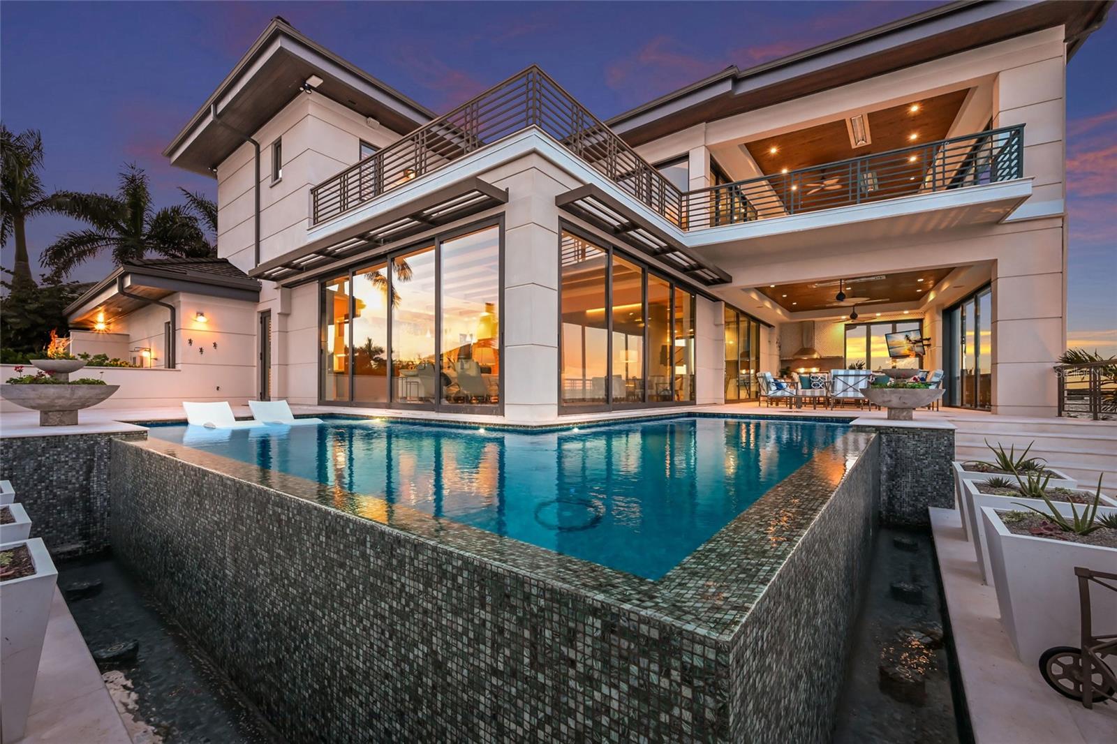 COUNTRY CLUB SHORES SEC 02 - Residential