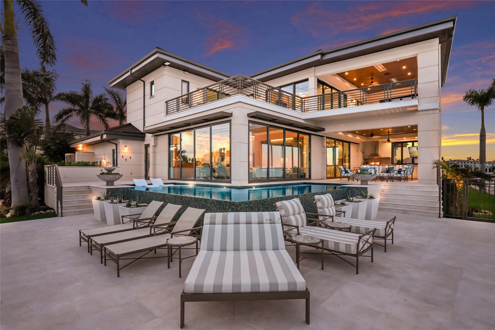 COUNTRY CLUB SHORES SEC 02 - Residential