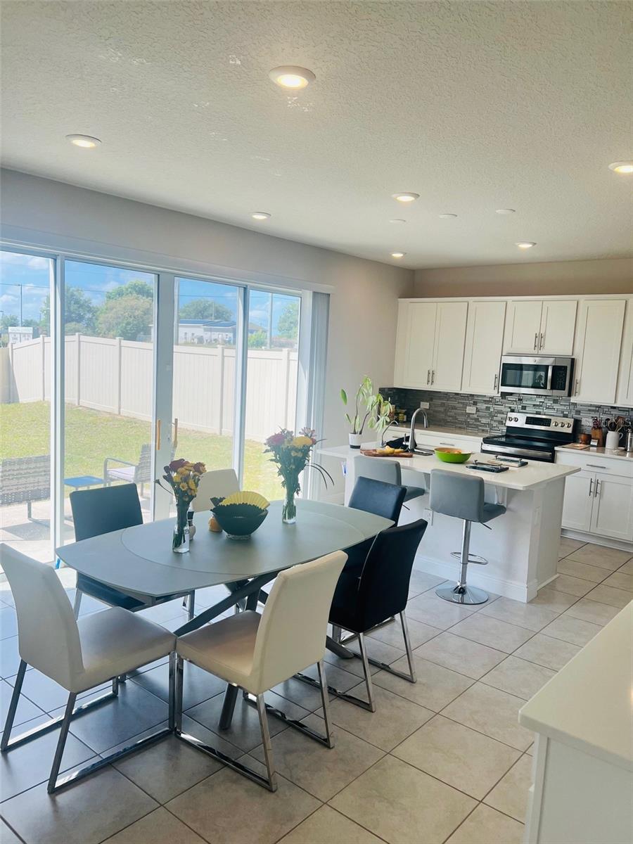 FOREST LAKE PH I - Residential