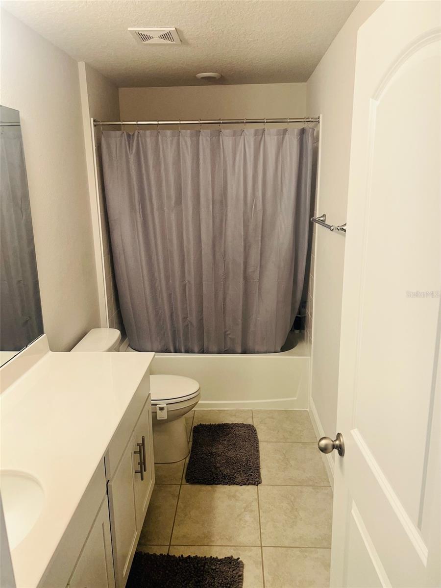 FOREST LAKE PH I - Residential