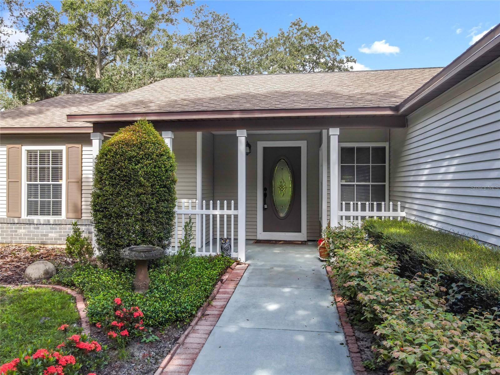 956 PENFIELD COVE