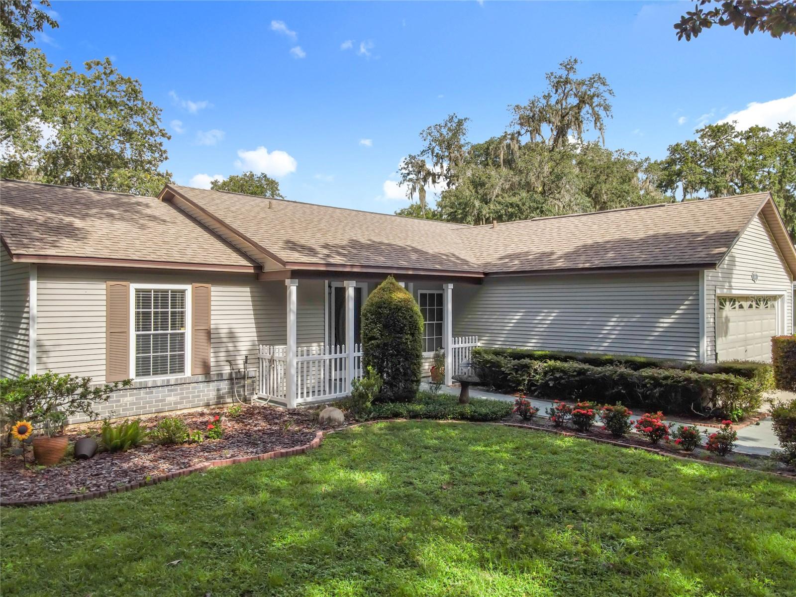 956 PENFIELD COVE