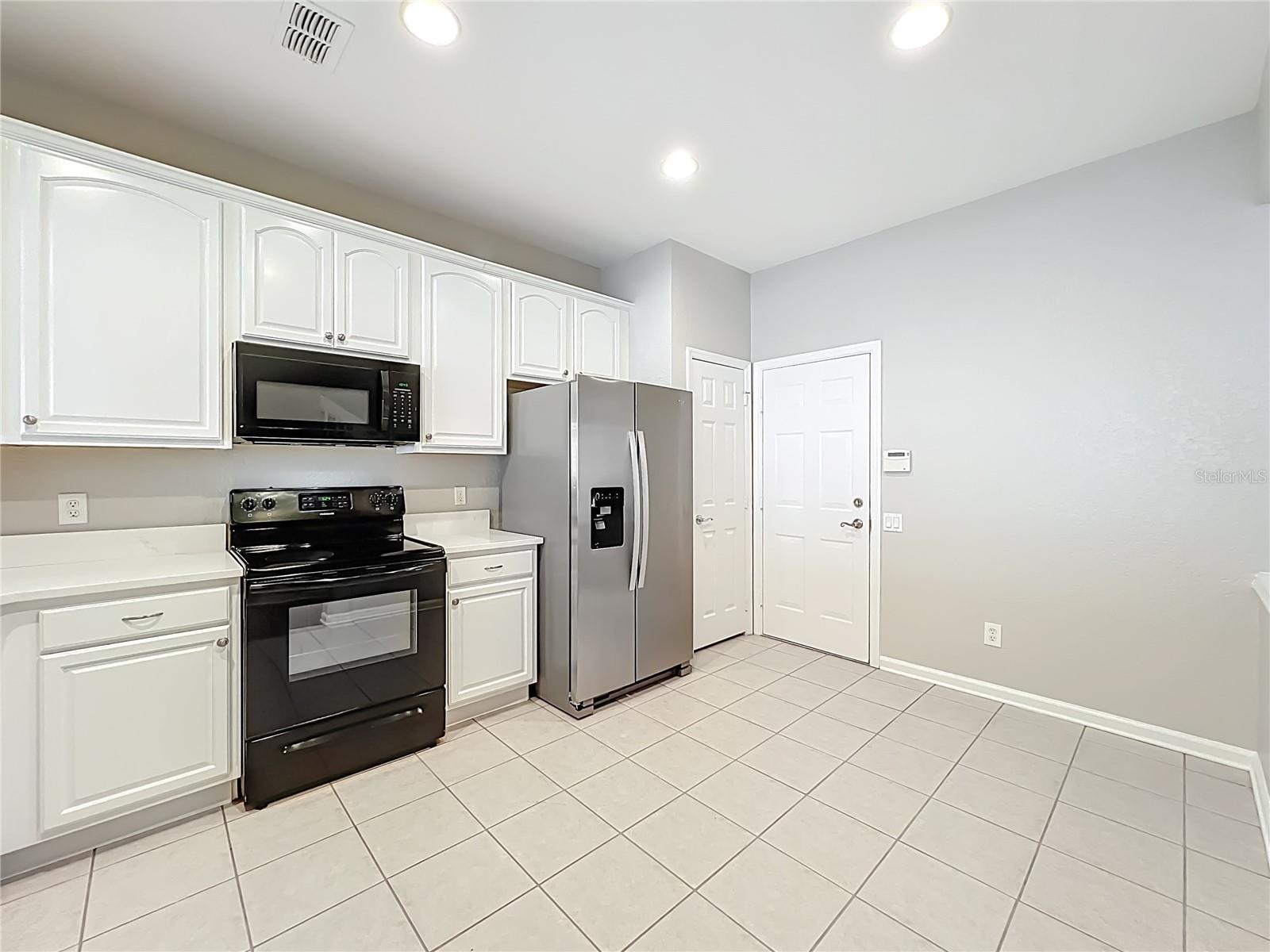 SPRING ISLE - Residential Lease