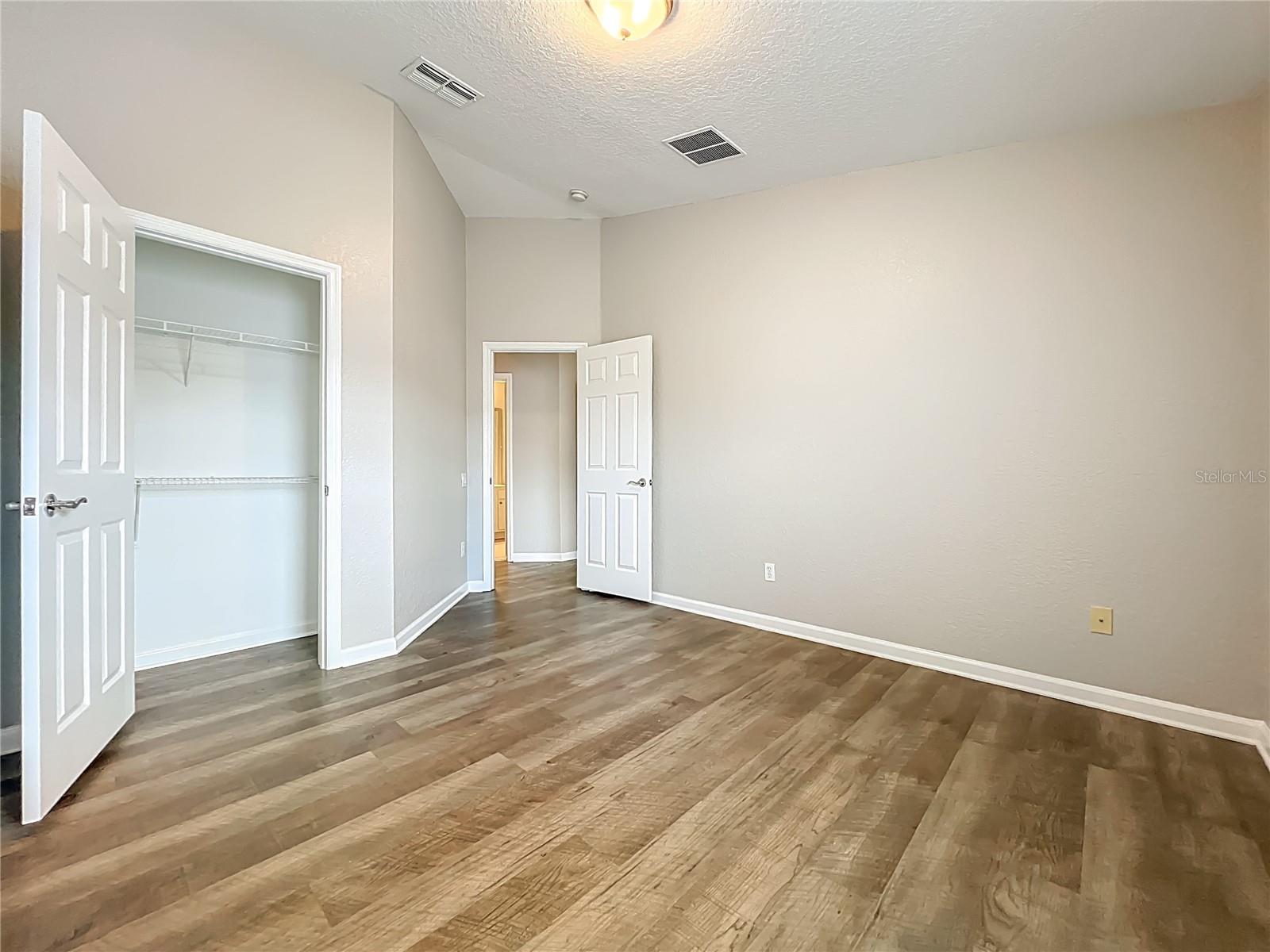 SPRING ISLE - Residential Lease