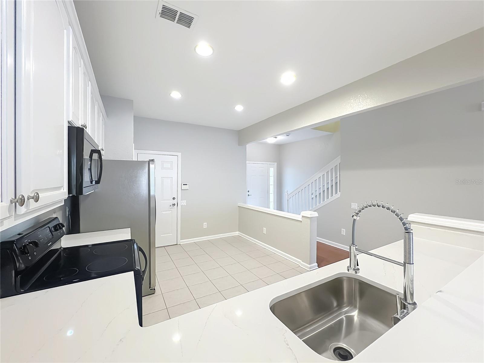 SPRING ISLE - Residential Lease