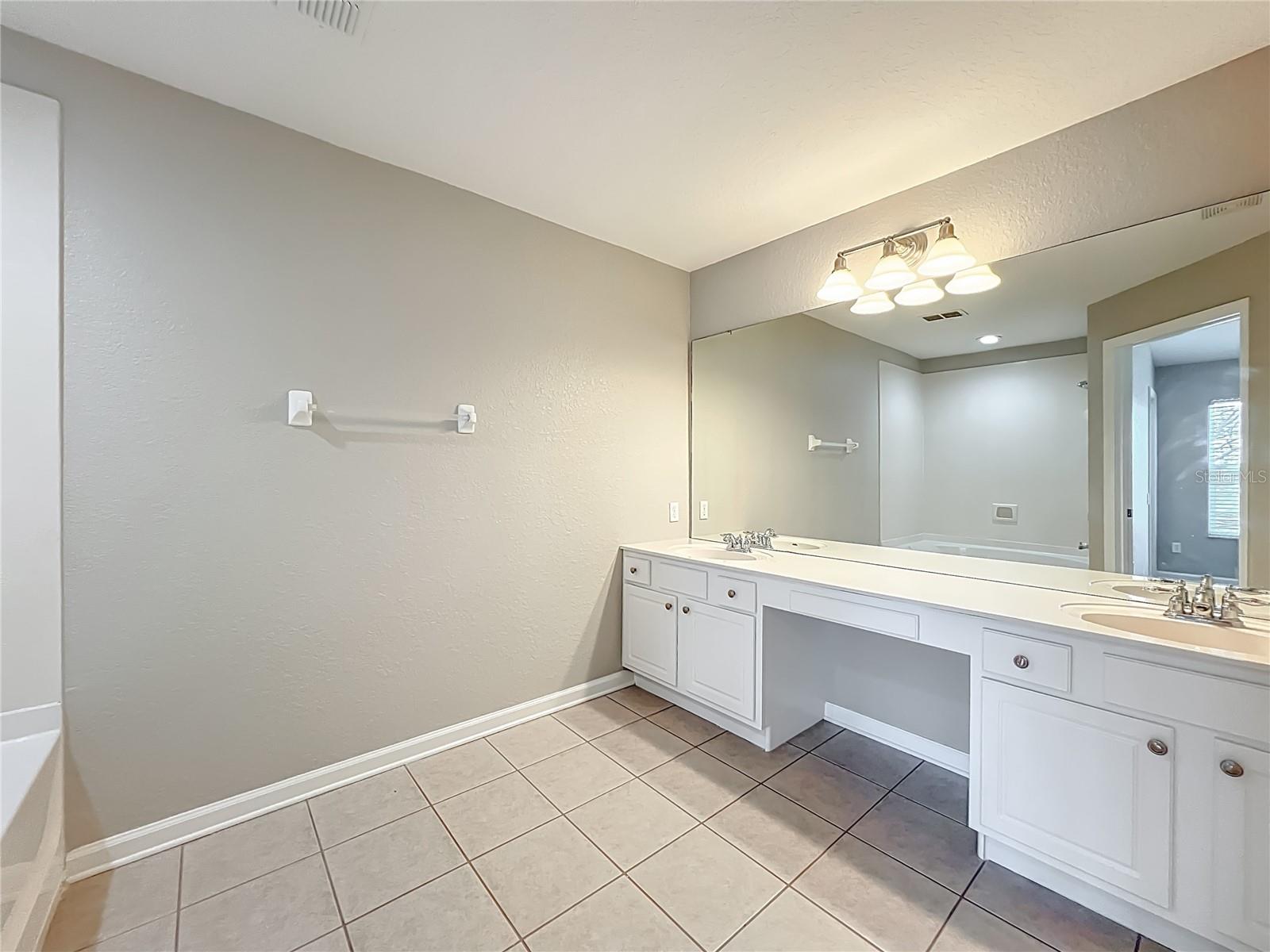 SPRING ISLE - Residential Lease