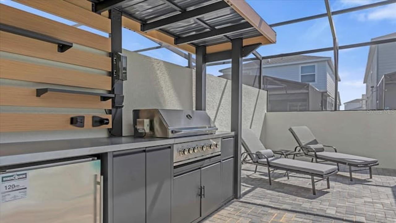 WINDSOR CAY PHASE 1 - Residential