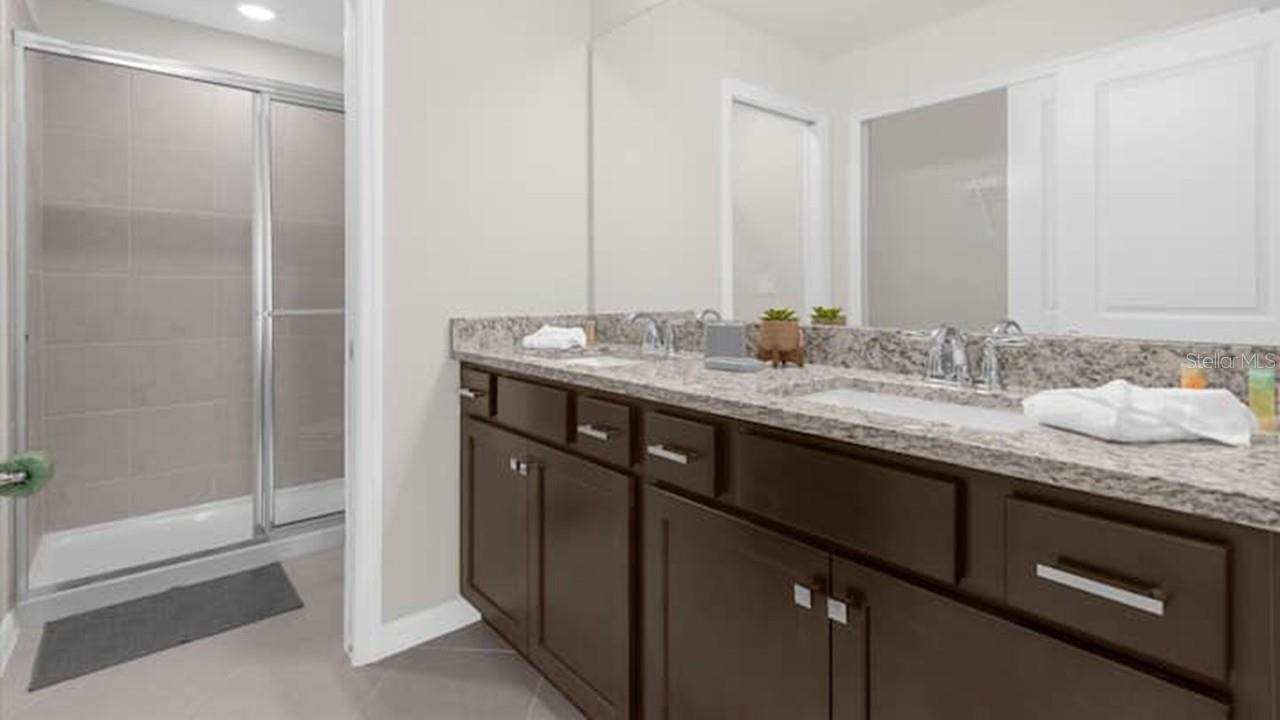 WINDSOR CAY PHASE 1 - Residential