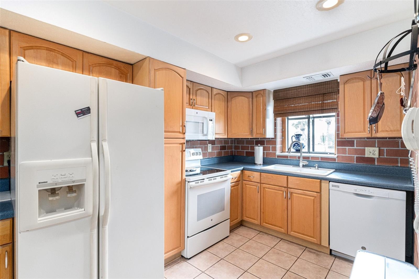 CHALET CAPRI I CONDO BLDG B, UNIT 105 - Residential