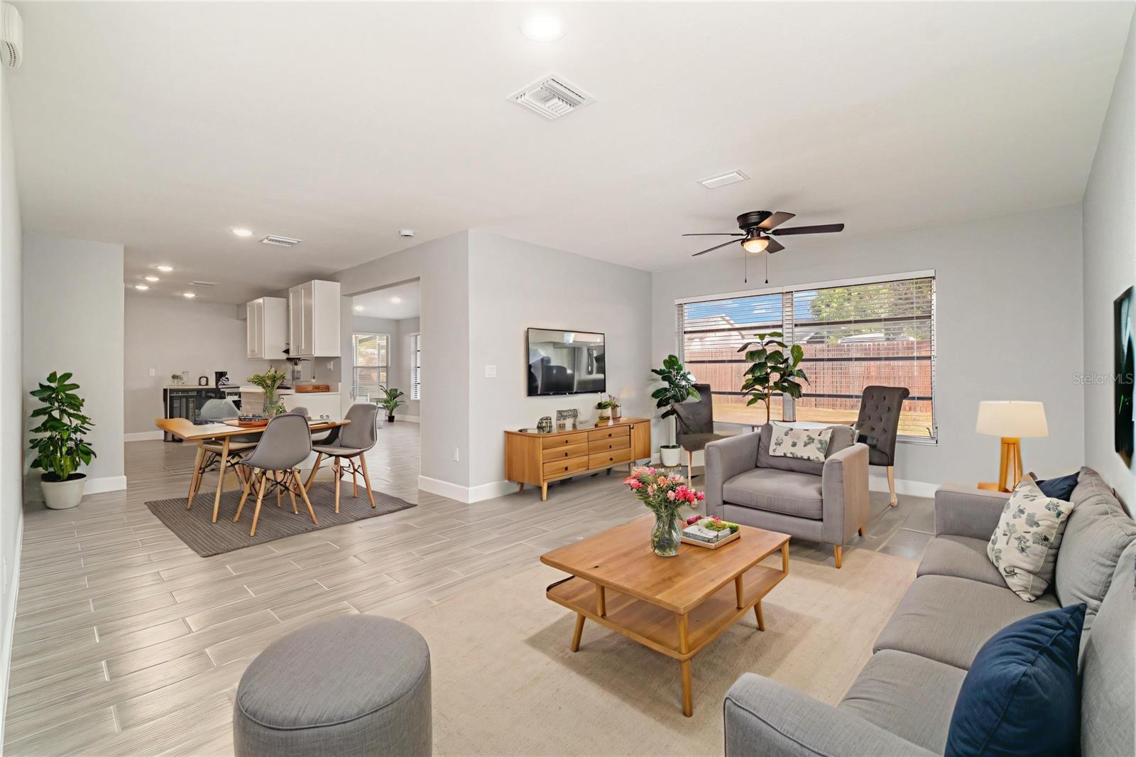 1247 PRICE CIRCLE NW