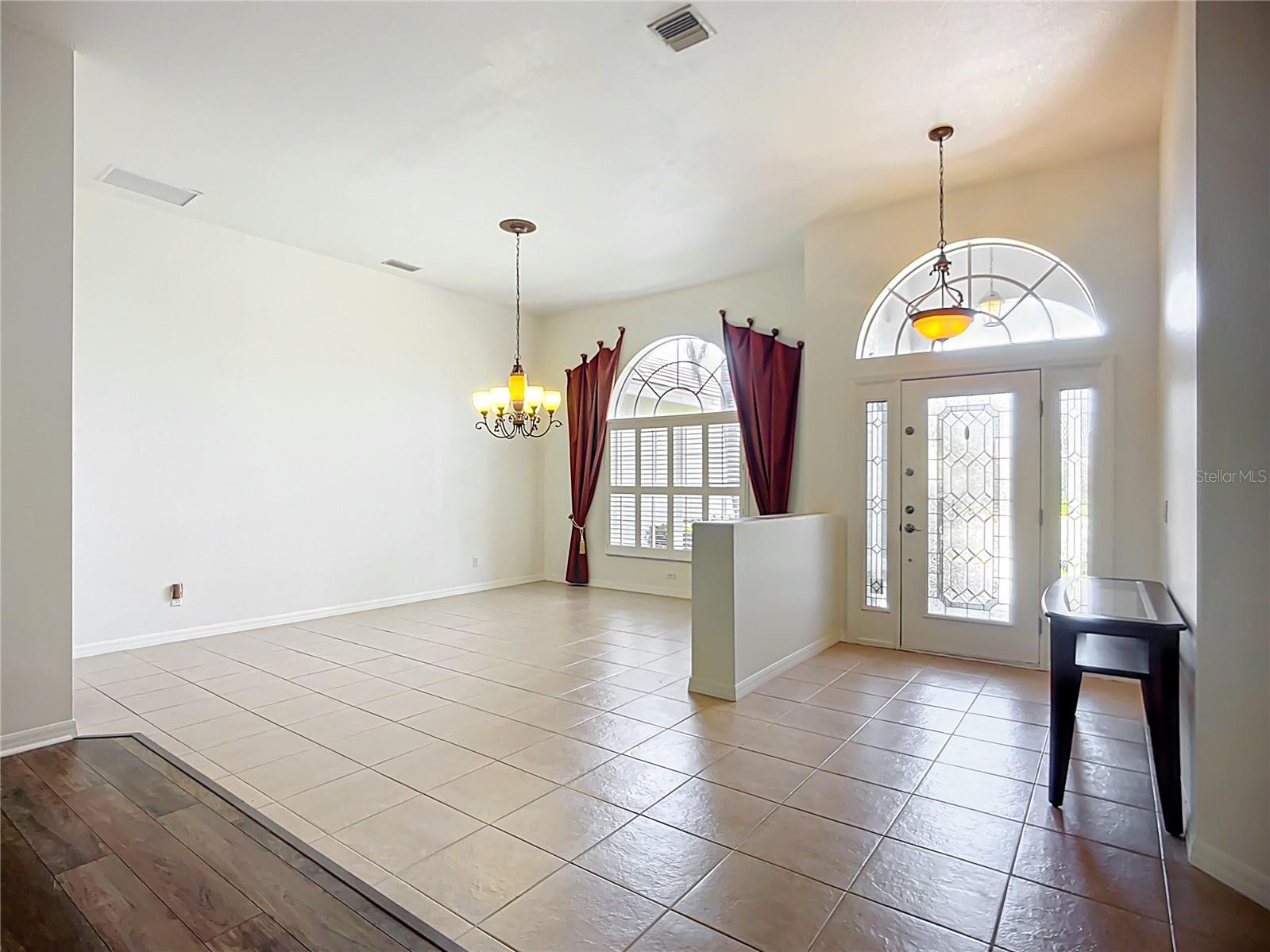 4239 CORSO VENETIA BOULEVARD