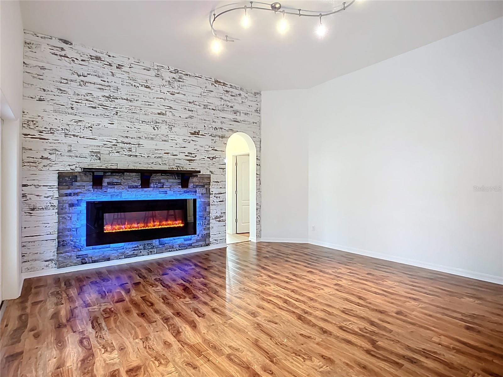 VENETIA PH 2 - Residential
