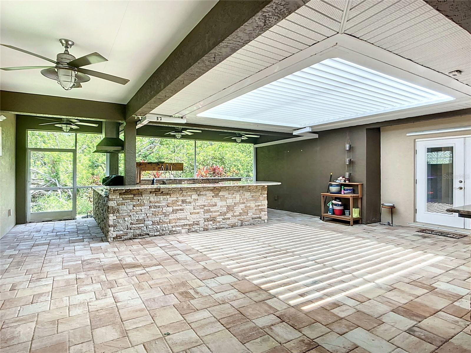 4239 CORSO VENETIA BOULEVARD