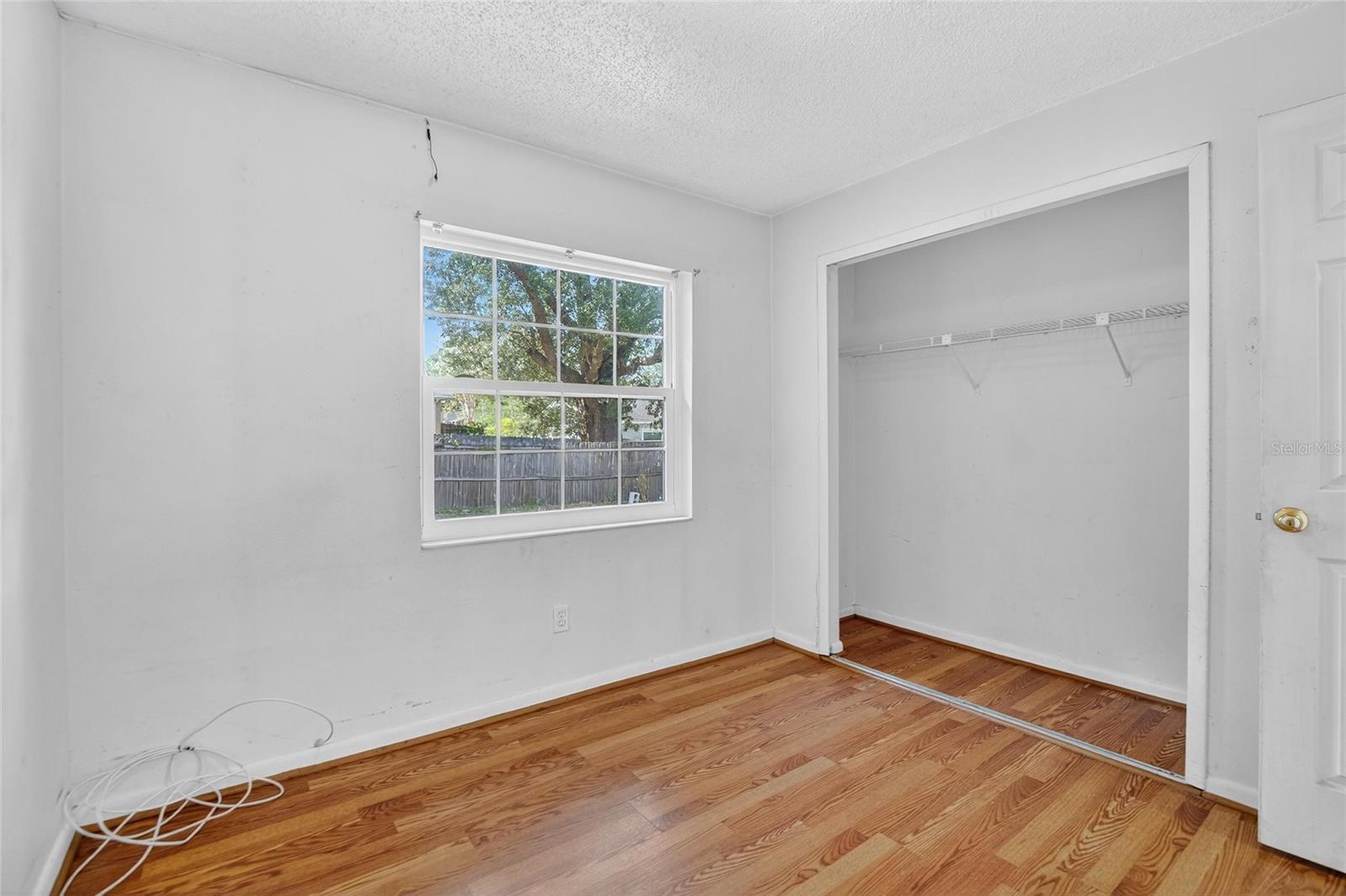 BRANDON-VALRICO HILLS ESTATES - Residential